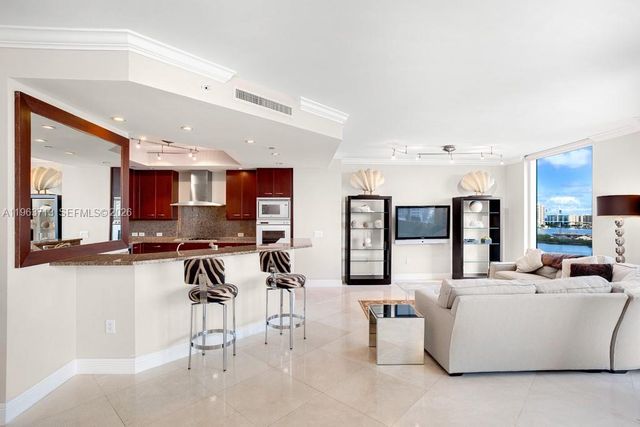 6000 Island Blvd 1404, Aventura, FL 33160