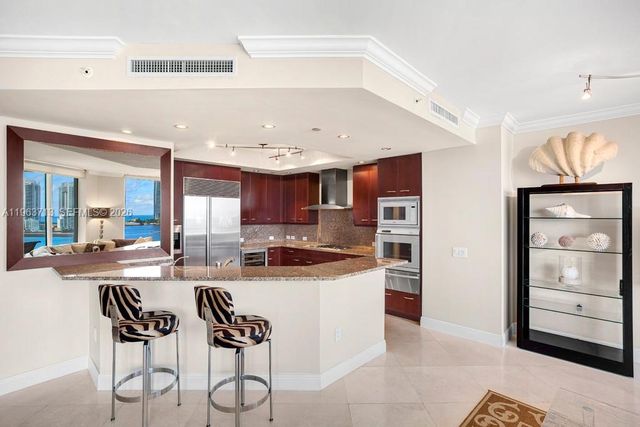 6000 Island Blvd 1404, Aventura, FL 33160