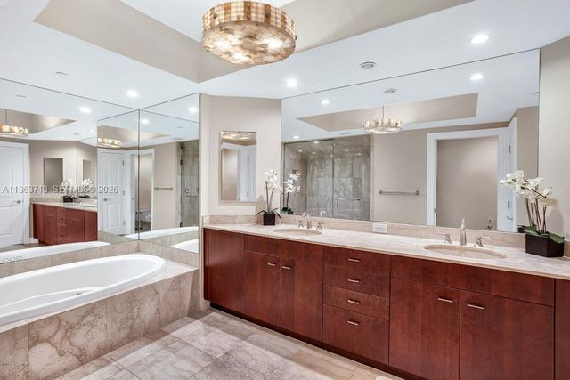 6000 Island Blvd 1404, Aventura, FL 33160