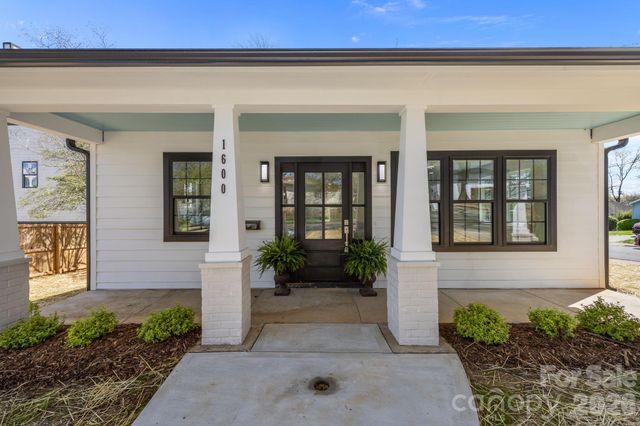 1600 Julia Maulden Place, Charlotte, NC 28206