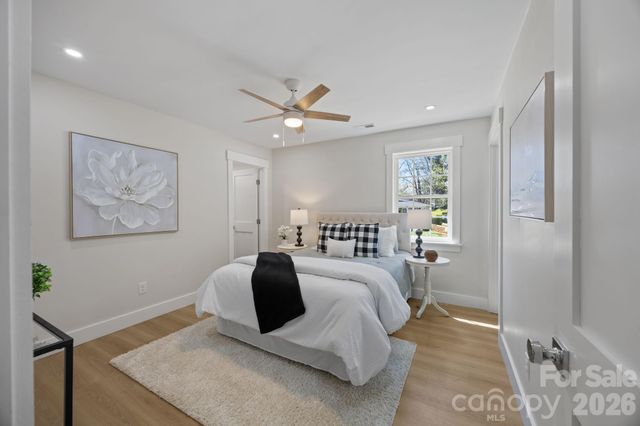 1600 Julia Maulden Place, Charlotte, NC 28206