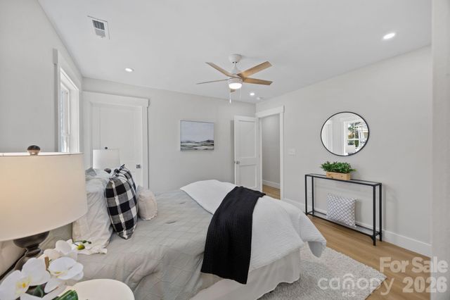 1600 Julia Maulden Place, Charlotte, NC 28206