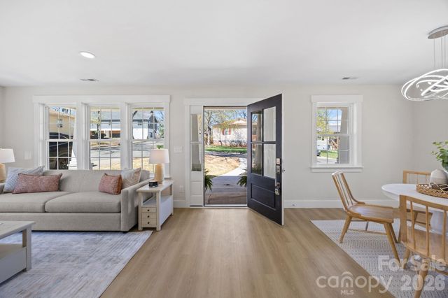 1600 Julia Maulden Place, Charlotte, NC 28206