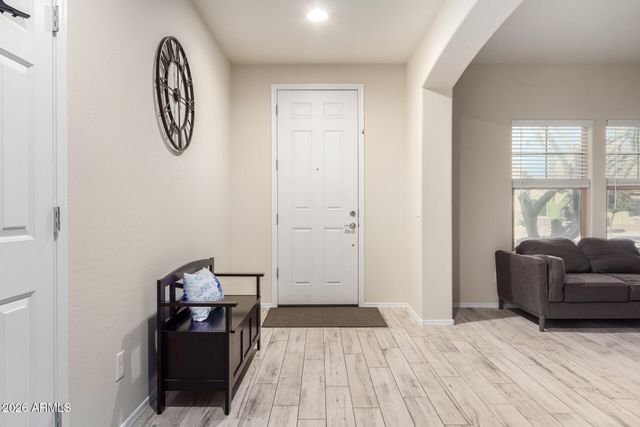 17523 W FETLOCK Trail, Surprise, AZ 85387