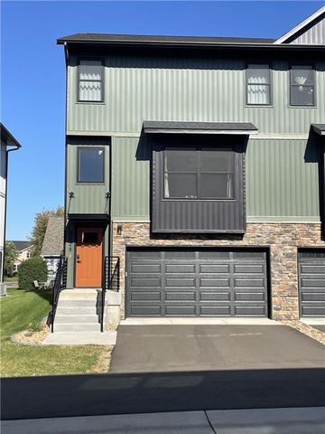 2528 Otter Tail Way, Altoona, WI 54720