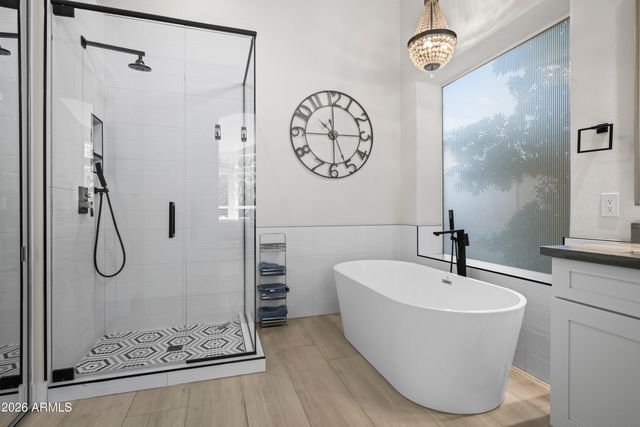 9371 E MAPLE Drive E, Scottsdale, AZ 85255