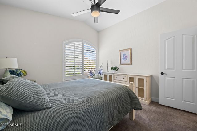 9371 E MAPLE Drive E, Scottsdale, AZ 85255