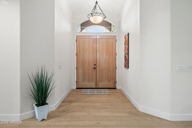 9371 E MAPLE Drive E, Scottsdale, AZ 85255