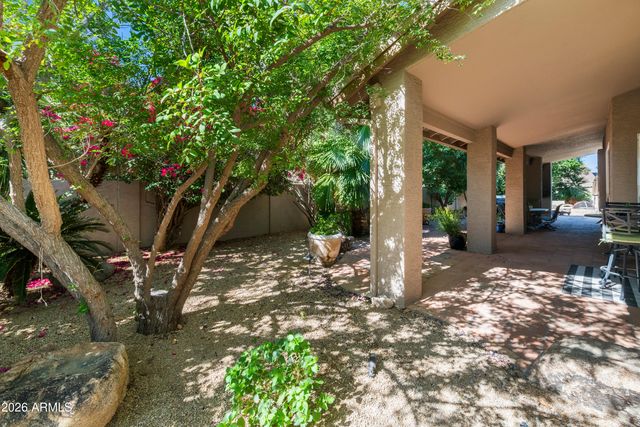 9371 E MAPLE Drive E, Scottsdale, AZ 85255