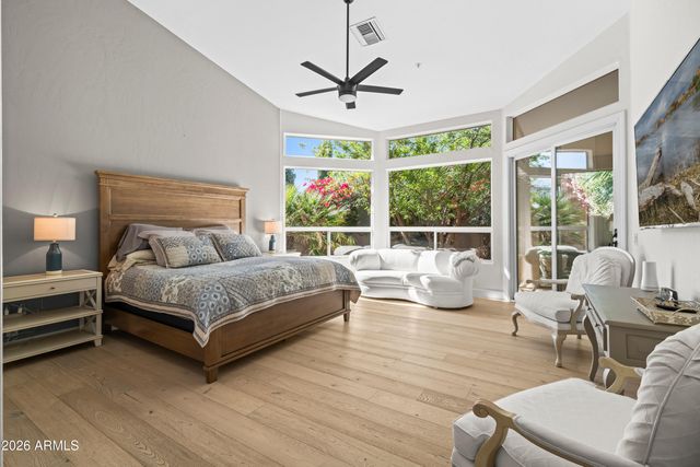 9371 E MAPLE Drive E, Scottsdale, AZ 85255