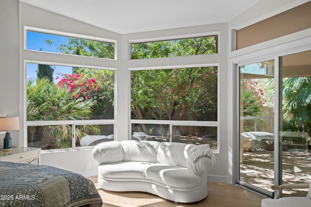 9371 E MAPLE Drive E, Scottsdale, AZ 85255