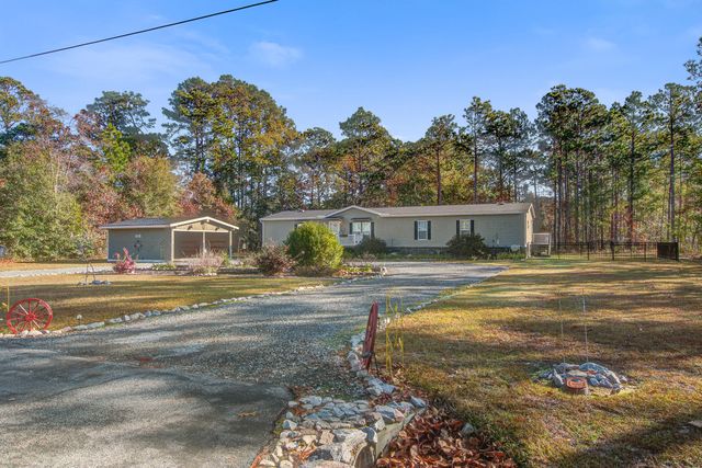 448 Pauline Drive, Bonneau, SC 29431