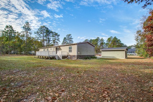 448 Pauline Drive, Bonneau, SC 29431