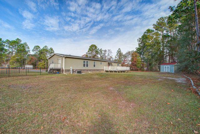 448 Pauline Drive, Bonneau, SC 29431