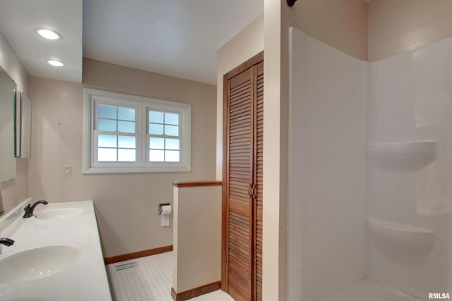 4314 HARRISON Street, Quincy, IL 62305