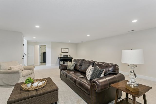 317 N Sarah Ct, Derby, KS 67037
