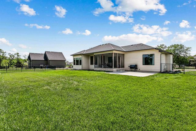 317 N Sarah Ct, Derby, KS 67037