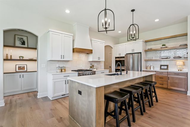 317 N Sarah Ct, Derby, KS 67037
