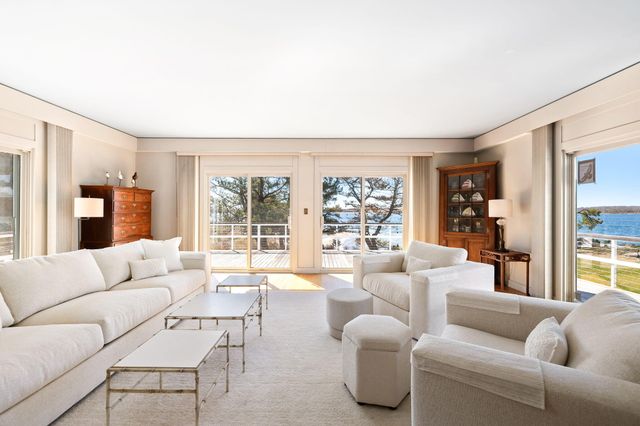 169 Penzance Road, Falmouth, MA 02540