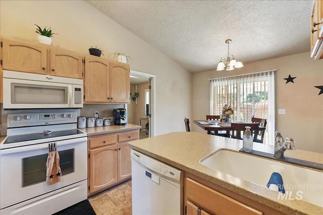 2866 N Penny Royal Place, Boise, ID 83713