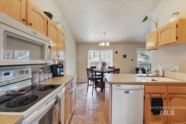 2866 N Penny Royal Place, Boise, ID 83713