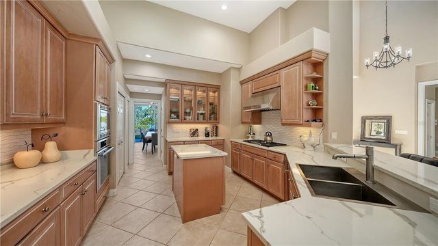 3548 FAIR OAKS LANE, Longboat Key, FL 34228