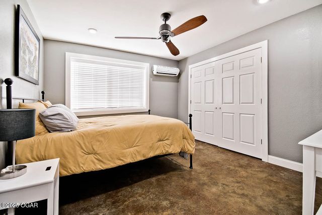 232 Old Joe Mills Lane, Pineville, MO 64856