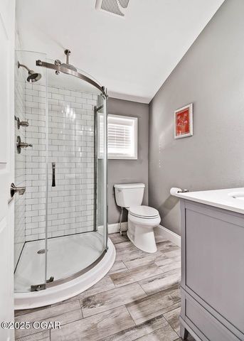 232 Old Joe Mills Lane, Pineville, MO 64856