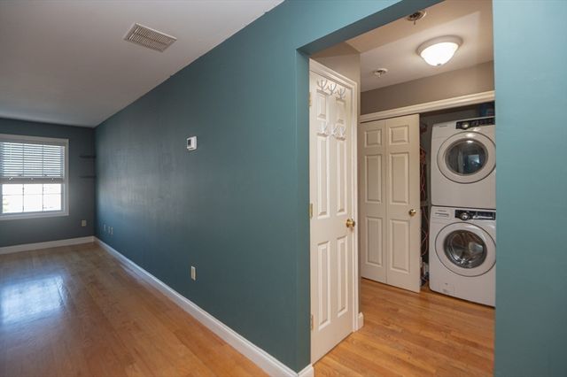 48 Federal St 206, Beverly, MA 01915