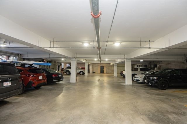48 Federal St 206, Beverly, MA 01915