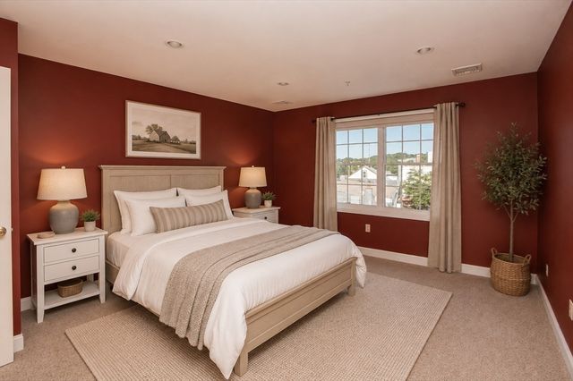 48 Federal St 206, Beverly, MA 01915