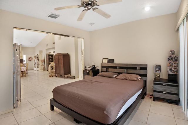 8315 Springlake Dr 8315, Boca Raton, FL 33496