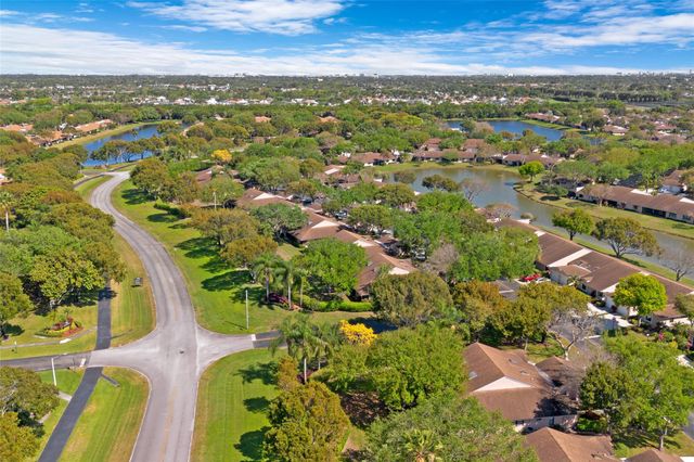 8315 Springlake Dr 8315, Boca Raton, FL 33496
