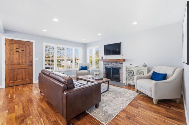 914 Bard Street, San Jose, CA 95127