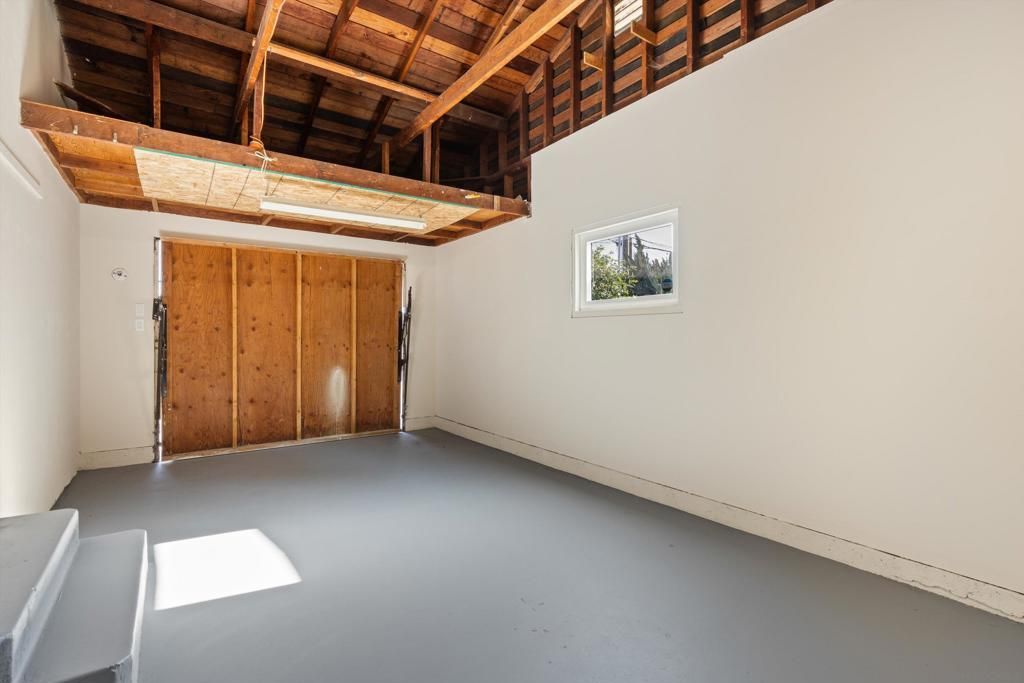 Image 15 of property listing at 5166 Catoctin Dr, San Diego, CA 92115