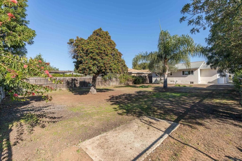 Image 17 of property listing at 5166 Catoctin Dr, San Diego, CA 92115