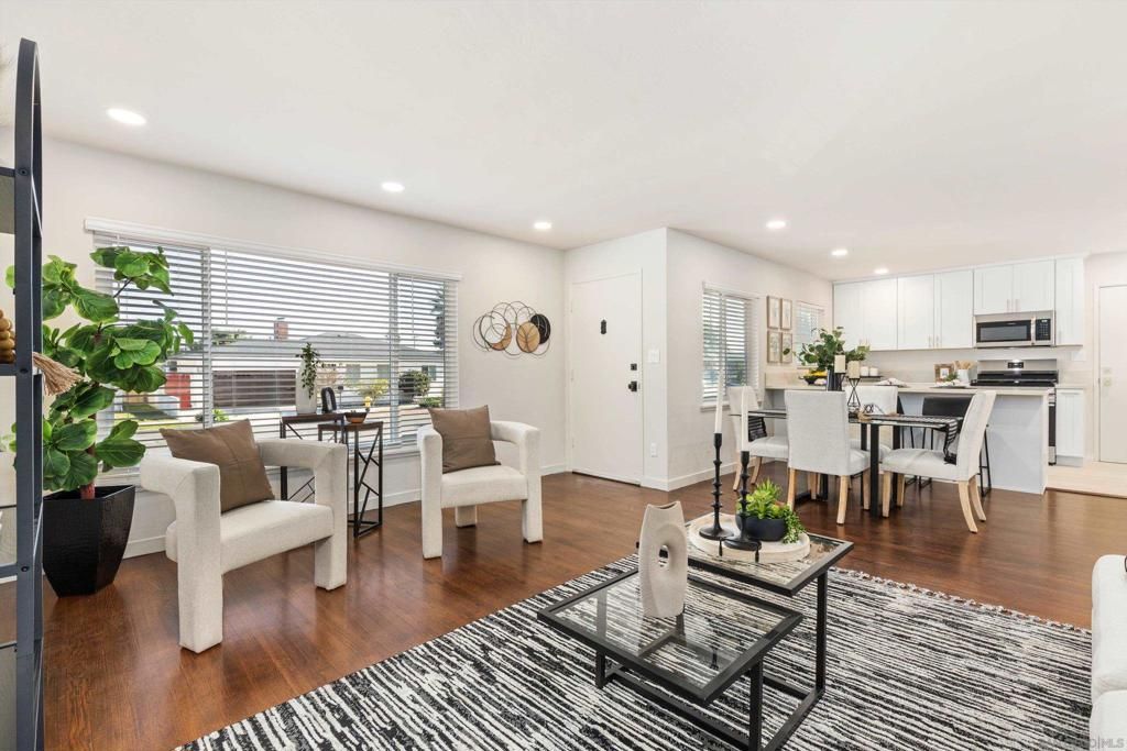 Image 4 of property listing at 5166 Catoctin Dr, San Diego, CA 92115