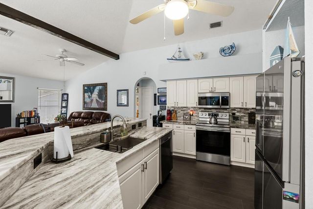 314 SW Majestic Terrace, Port St. Lucie, Port St Lucie, FL 34984