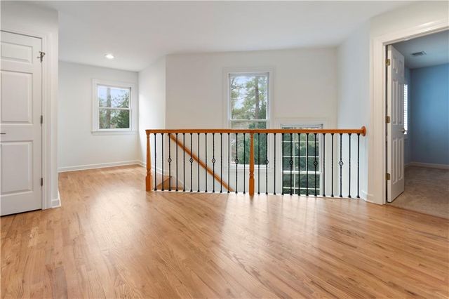 3239 Mill Chase SE Circle, Marietta, GA 30067