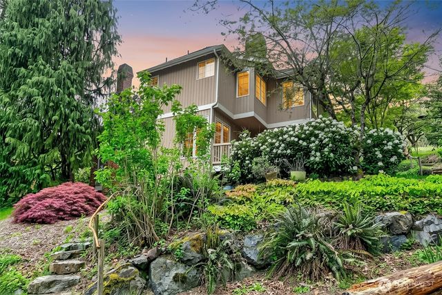 19225 SE 25th Street, Sammamish, WA 98075