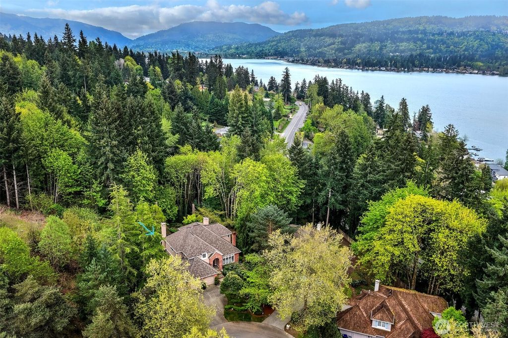 19225 SE 25th Street, Sammamish, WA 98075
