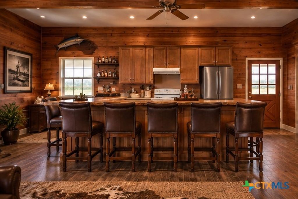Image 33 of property listing at 96 E Meadowlark Drive, Port Lavaca, TX 77979