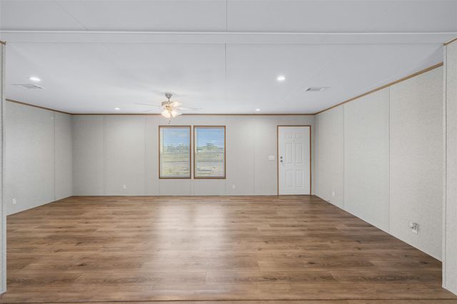 139 Azalea CT, Dale, TX 78616