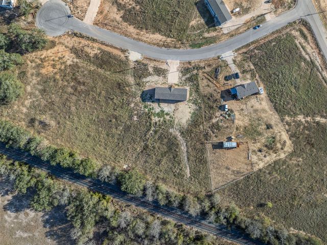 139 Azalea CT, Dale, TX 78616