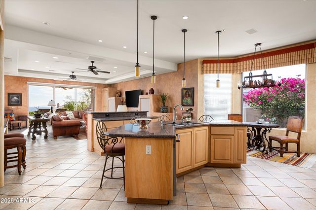 11011 E DE LA O Road, Scottsdale, AZ 85255