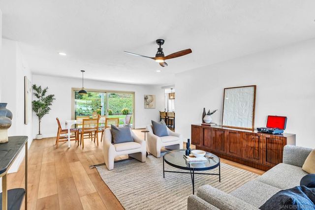 12127 Santiago Rd W, San Diego, CA 92128
