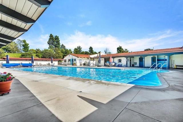 12127 Santiago Rd W, San Diego, CA 92128