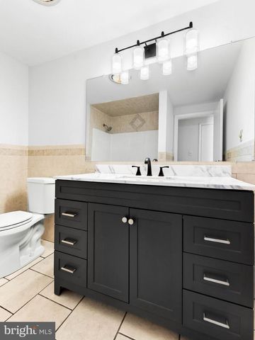 131 STURBRIDGE DR, Sicklerville, NJ 08081