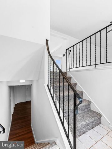 131 STURBRIDGE DR, Sicklerville, NJ 08081