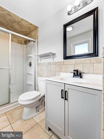 131 STURBRIDGE DR, Sicklerville, NJ 08081